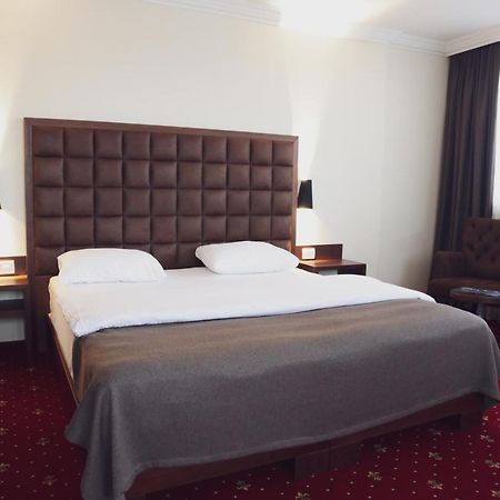 City Hotel Prizren Exterior foto