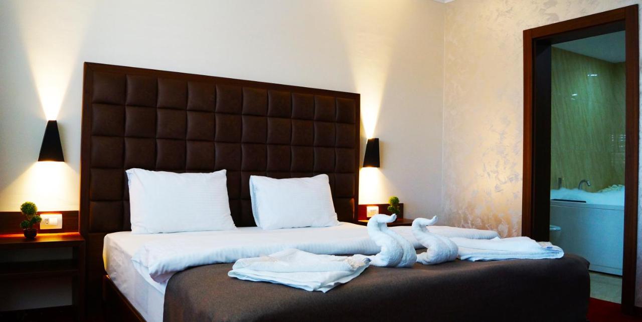 City Hotel Prizren Exterior foto