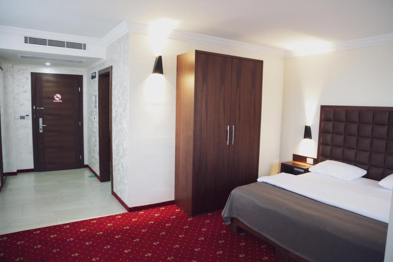 City Hotel Prizren Exterior foto